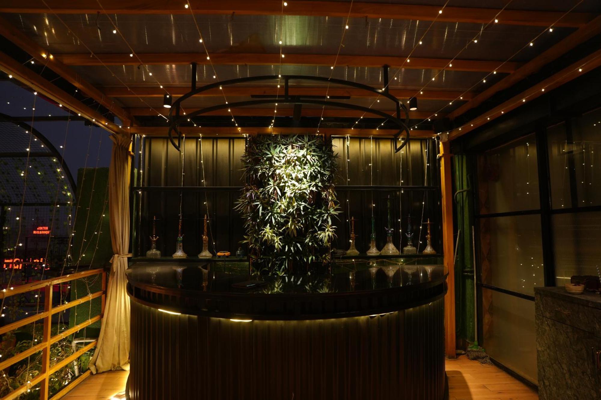 Hotel Silkhouse Premier Danapur Dış mekan fotoğraf