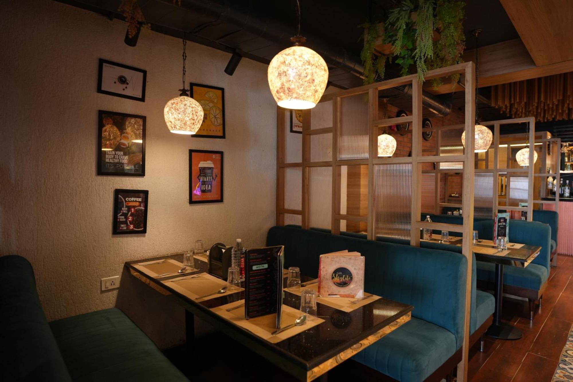 Hotel Silkhouse Premier Danapur Dış mekan fotoğraf