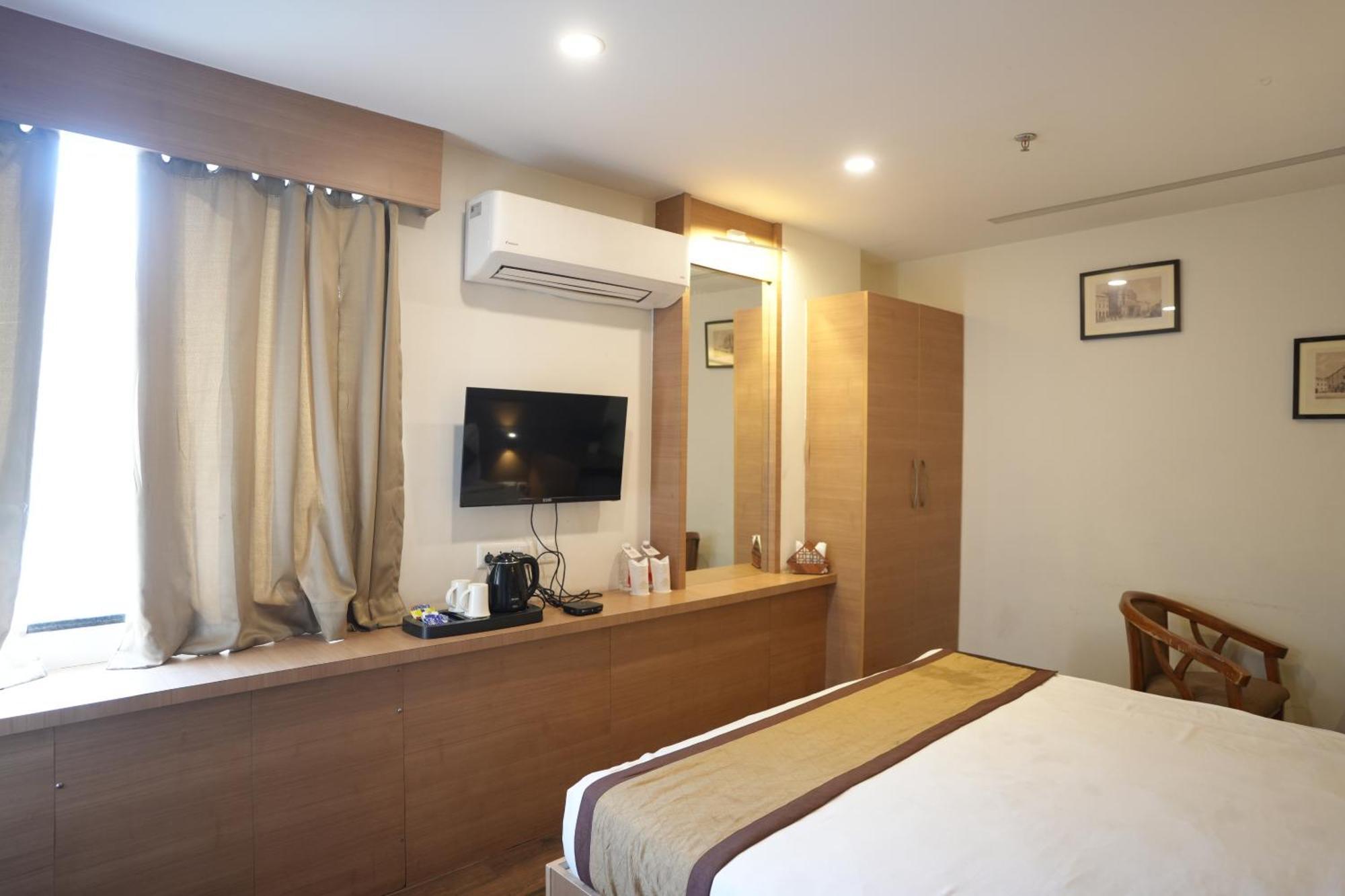 Hotel Silkhouse Premier Danapur Dış mekan fotoğraf