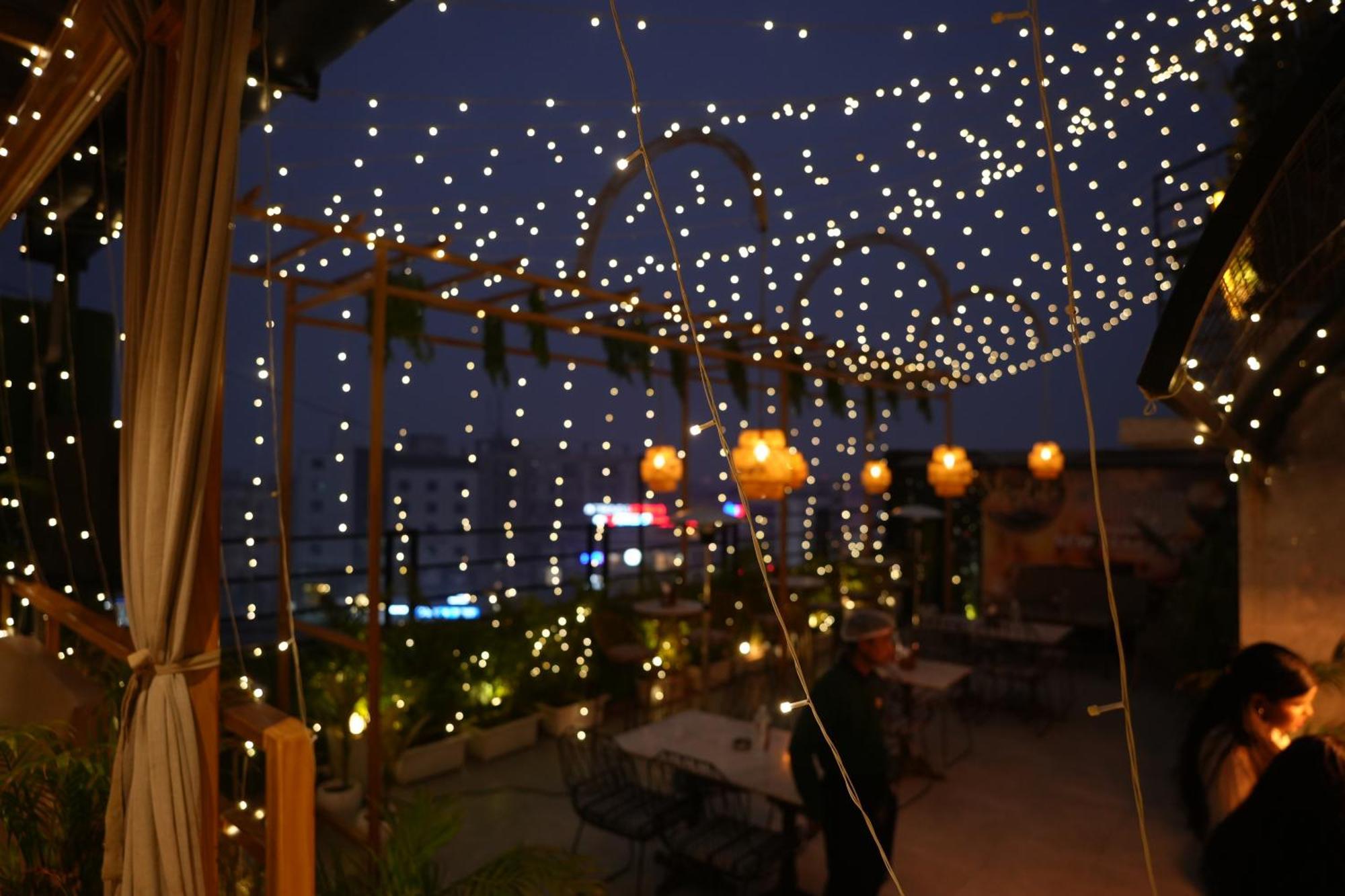 Hotel Silkhouse Premier Danapur Dış mekan fotoğraf